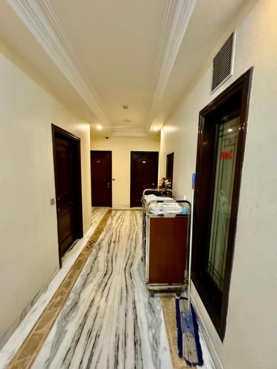 Gtb Florence Inn, 2min Walk From Karol Bagh Metro