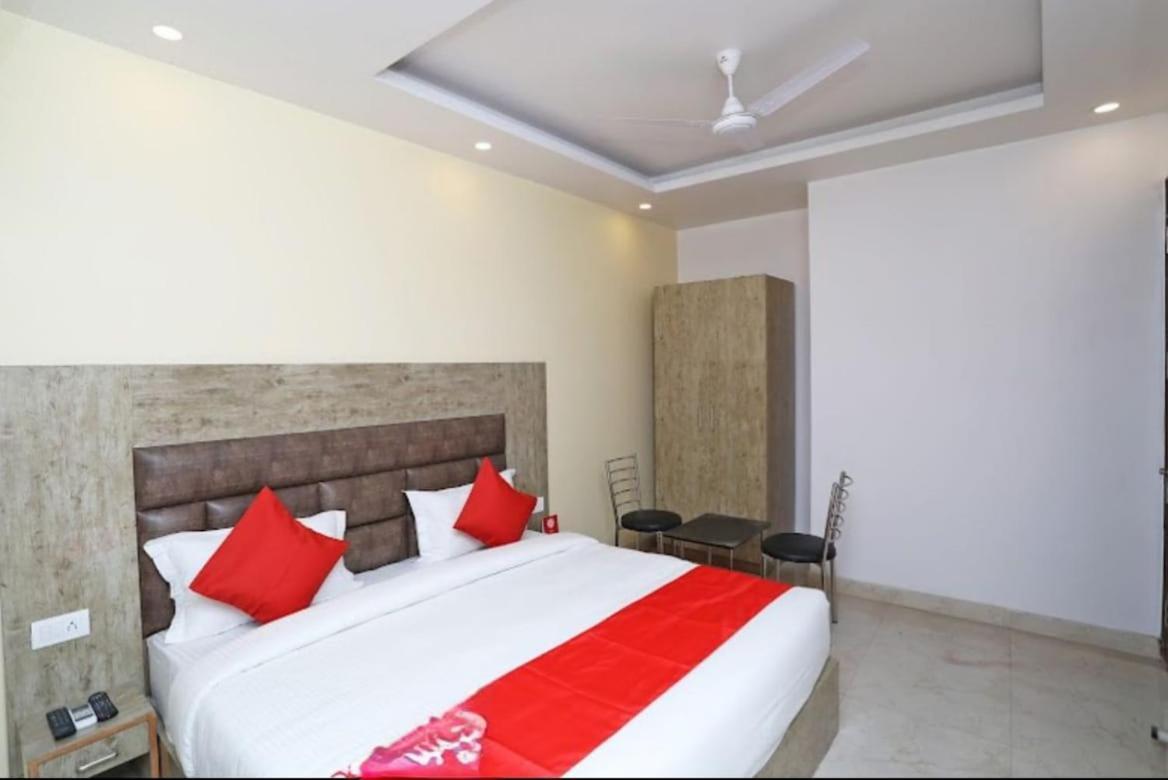 New View Guest house New Delhi
