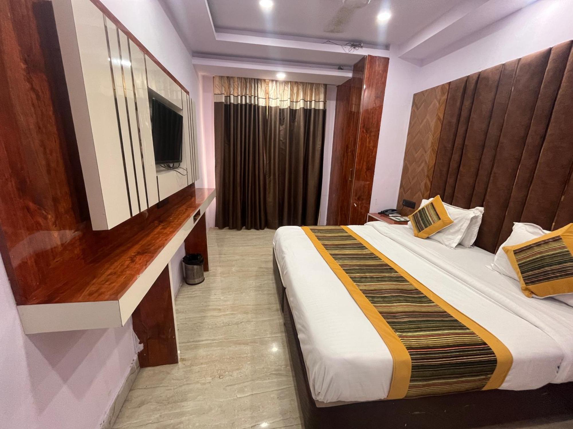 Embassy Near Rk Ashram Metro Hotel