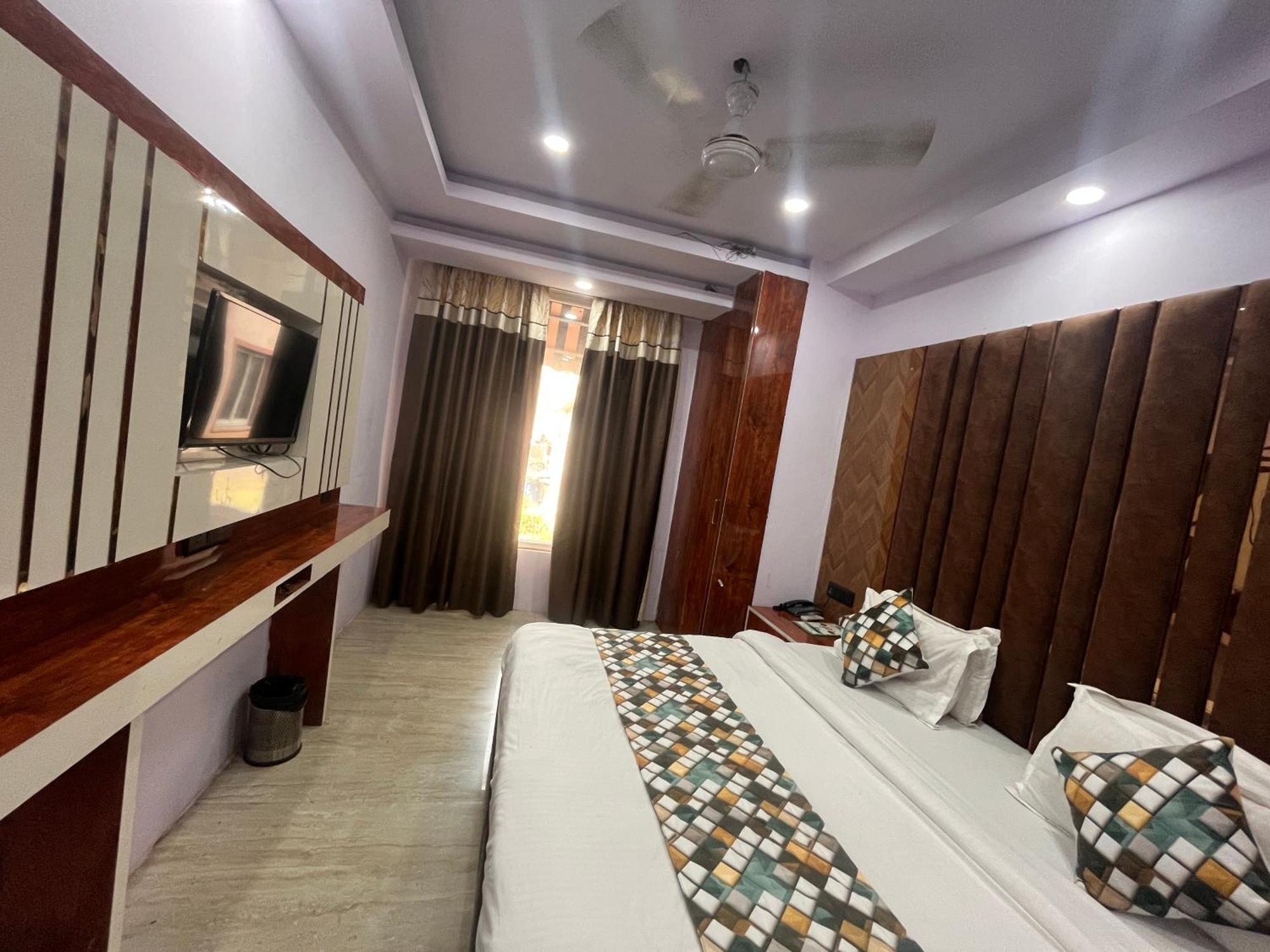 Embassy Near Rk Ashram Metro Hotel New Delhi