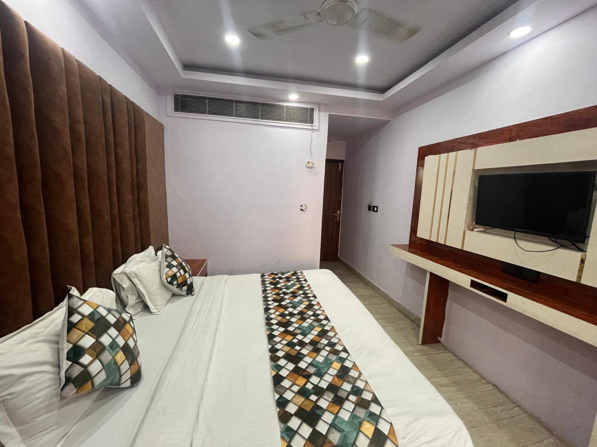Embassy Near Rk Ashram Metro 4* New Delhi