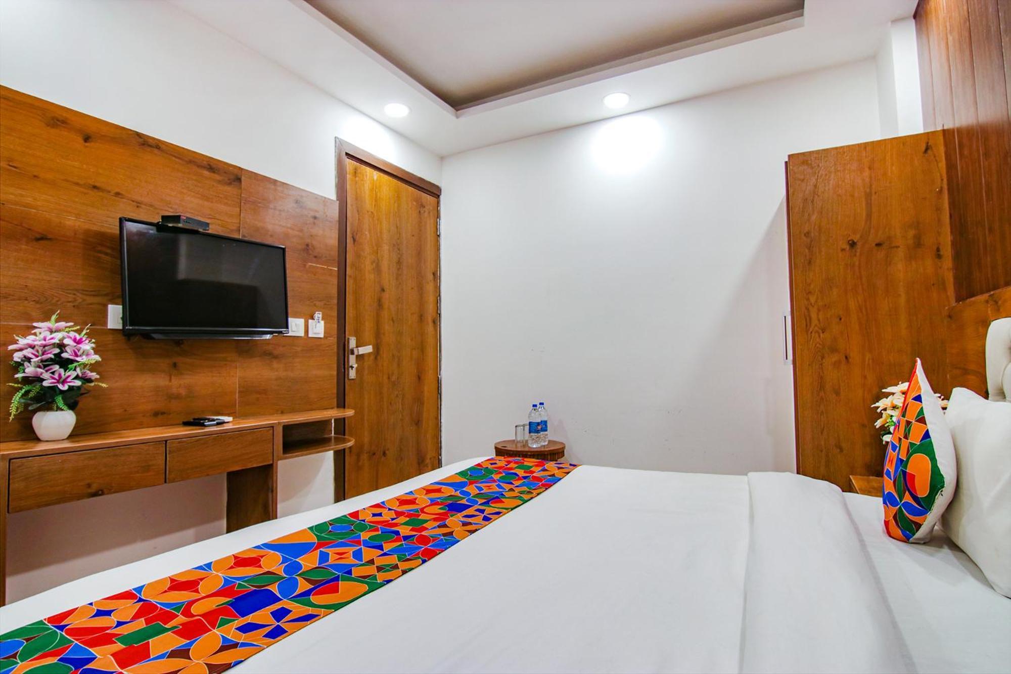 Hotel Grand Empire 4*