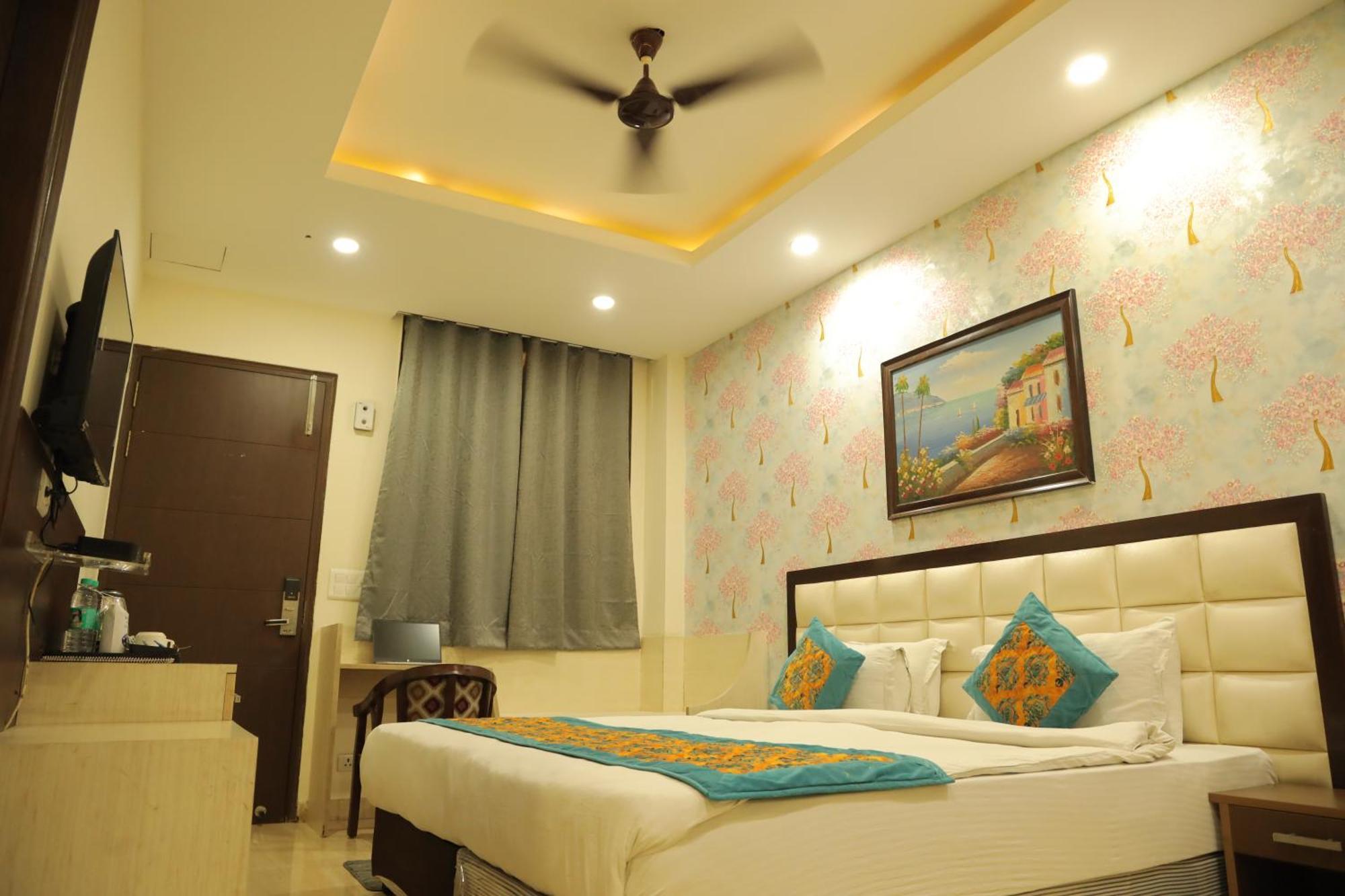 Hotel Nirvana New Delhi