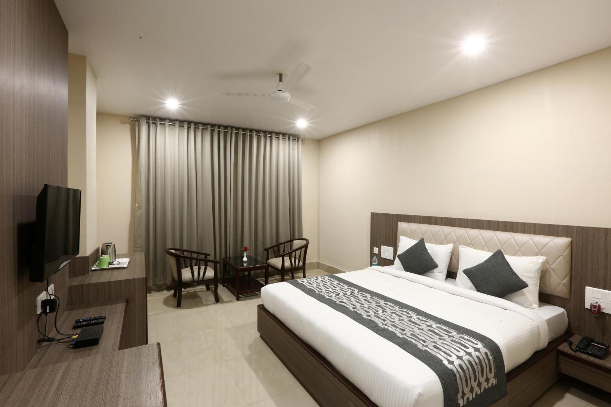 Silky Igi Airport Delhi New Delhi