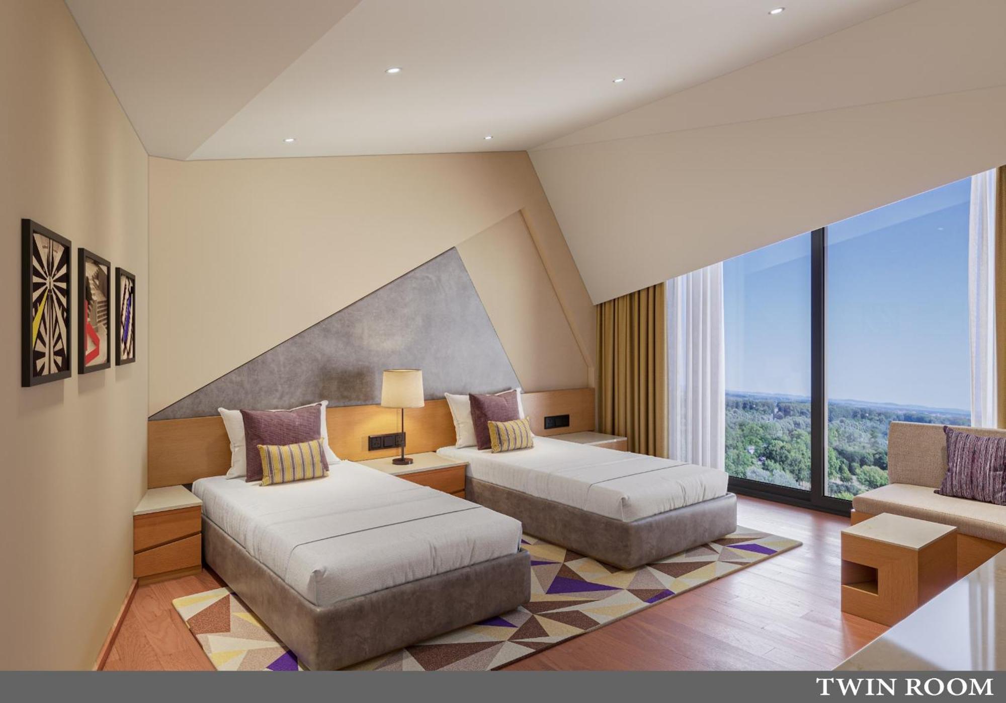Vivanta New Delhi, Dwarka 5*