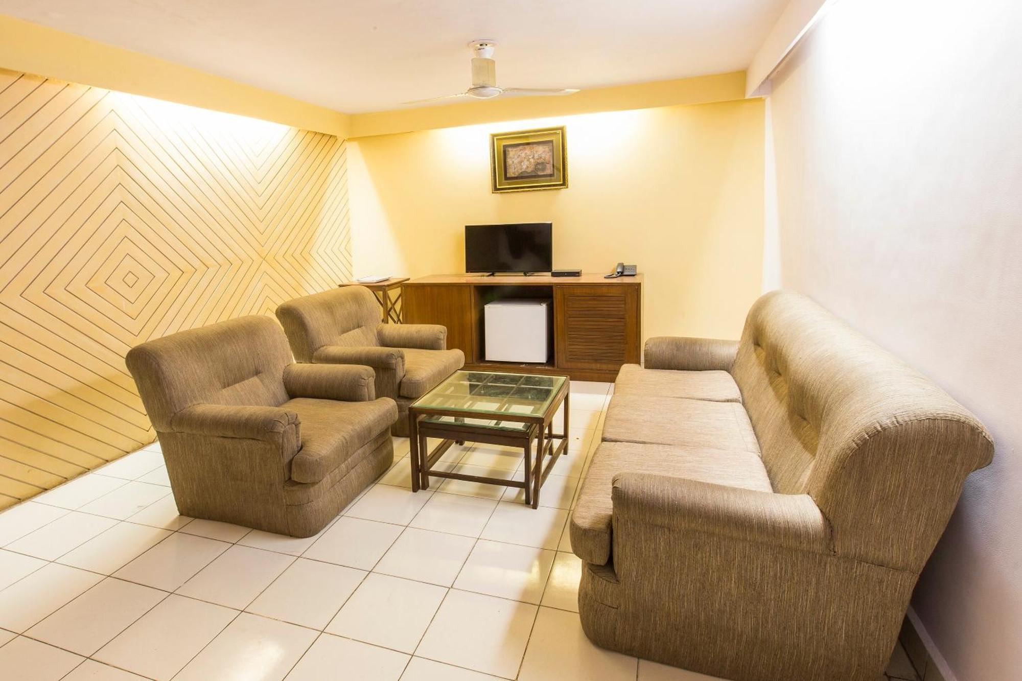 Hotel O Hotel Landmark Inn Delhi (National Capital Territory of India)