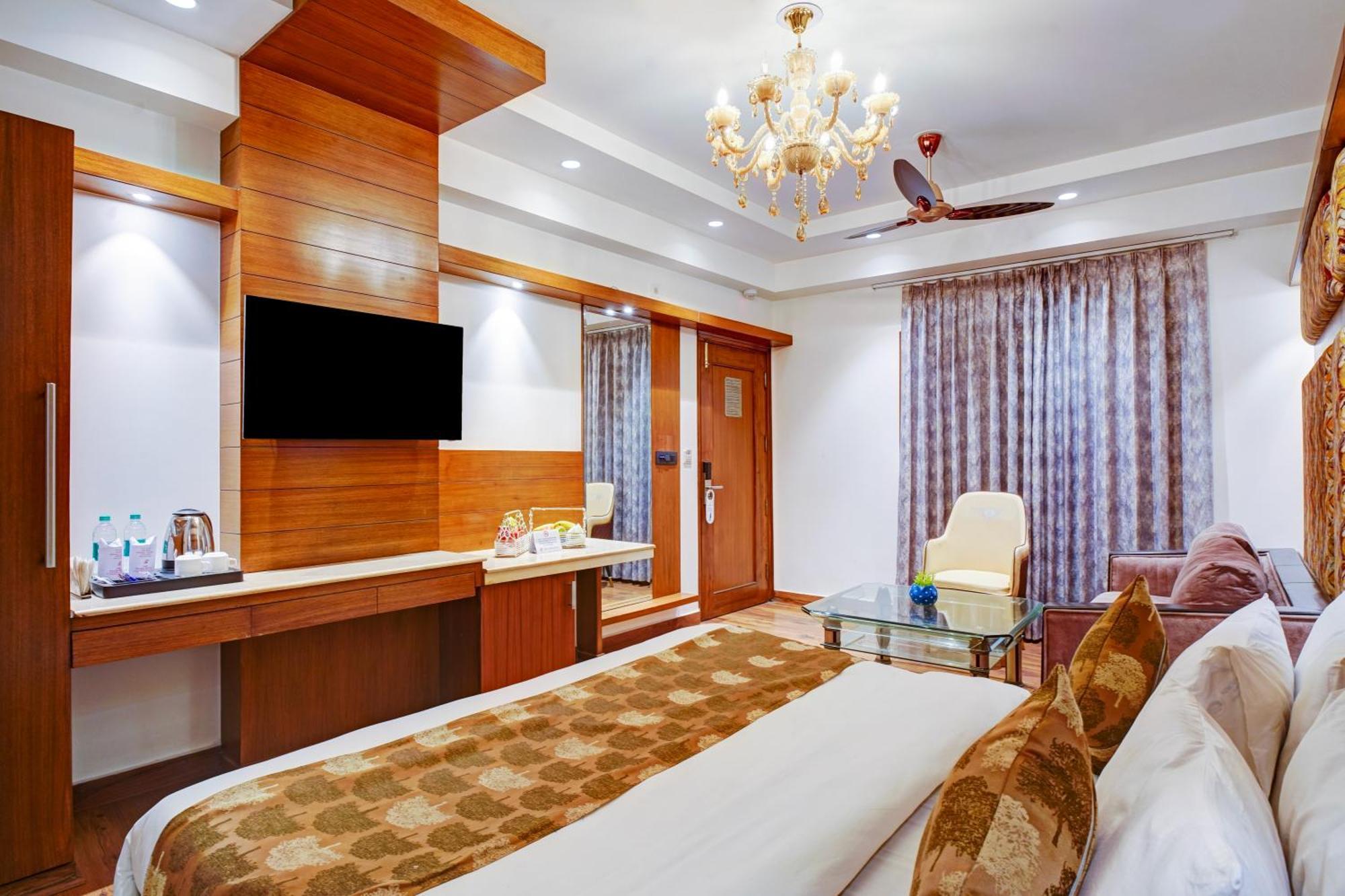 Hotel The Pearl - Free Airport Pickup - Traveler's Choice Award Winner For 2025 4*