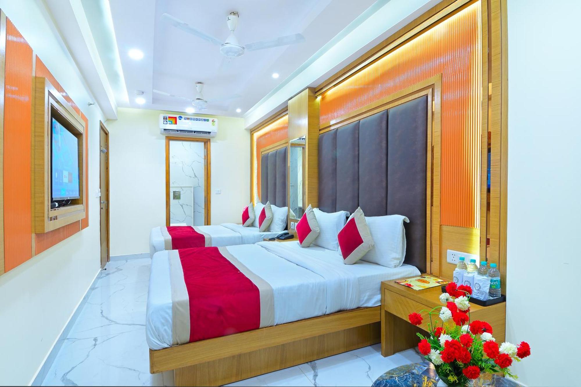 Northern Palace - 1 Min From Connaught Place & Railway Station