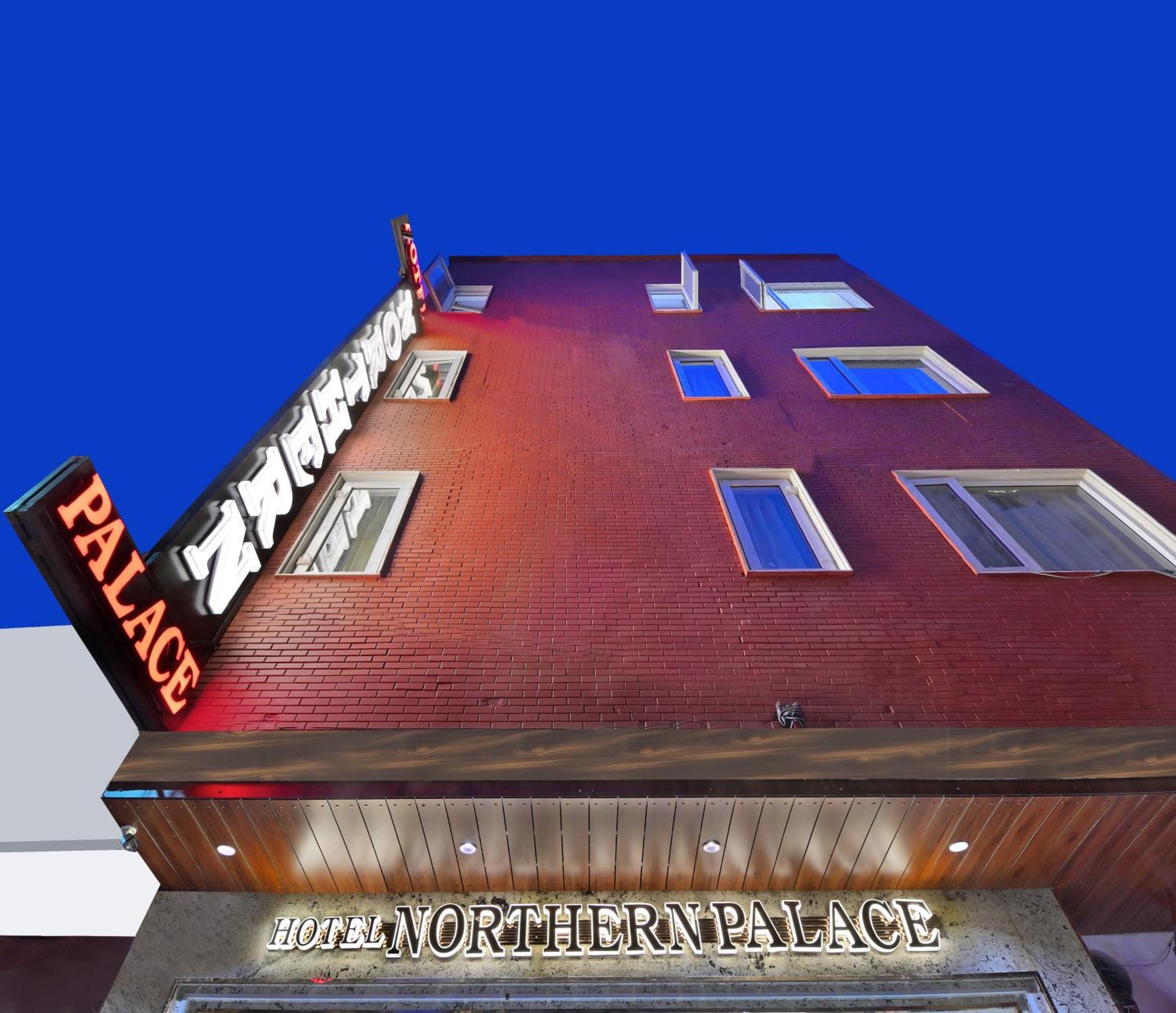 Northern Palace - 1 Min From Connaught Place & Railway Station Hotel