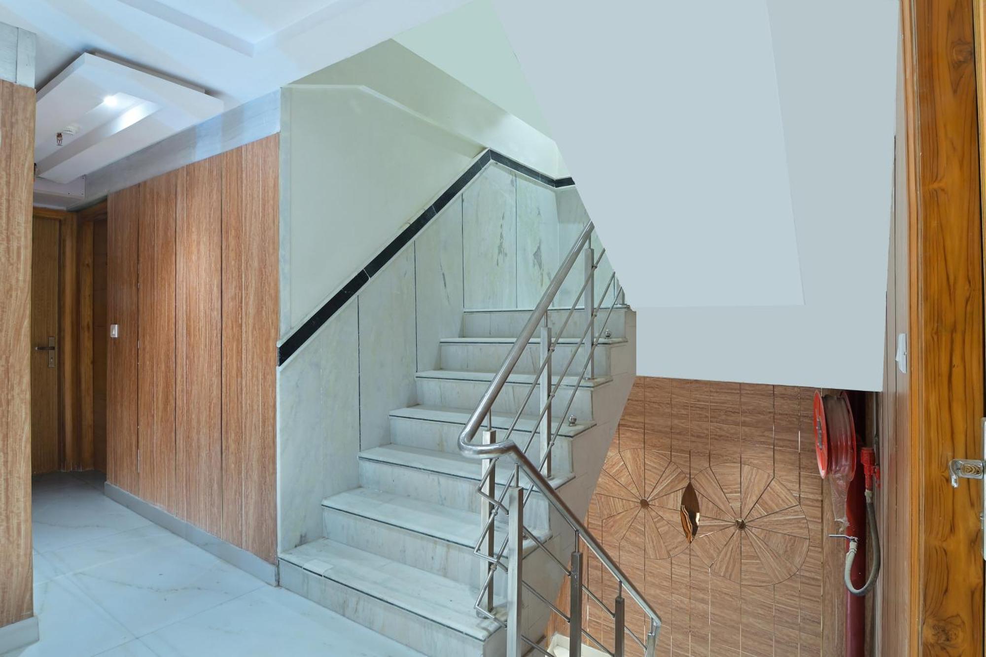 Northern Palace - 1 Min From Connaught Place & Railway Station 4* New Delhi