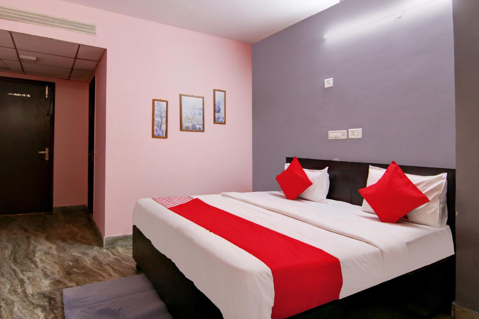 Hotel O Manya 4*