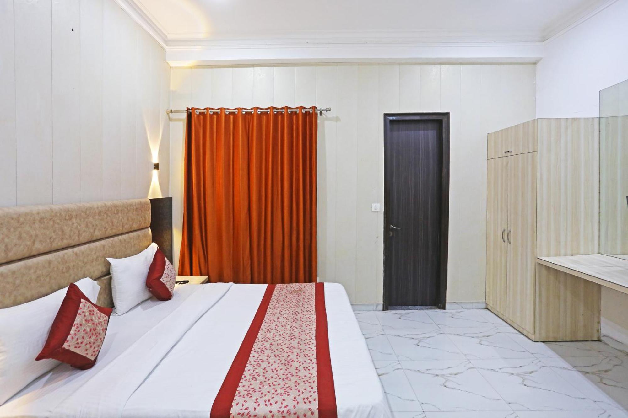 Hotel Almora Sky Near By Delhi International Airport With - Free Airport Pickup And Drop