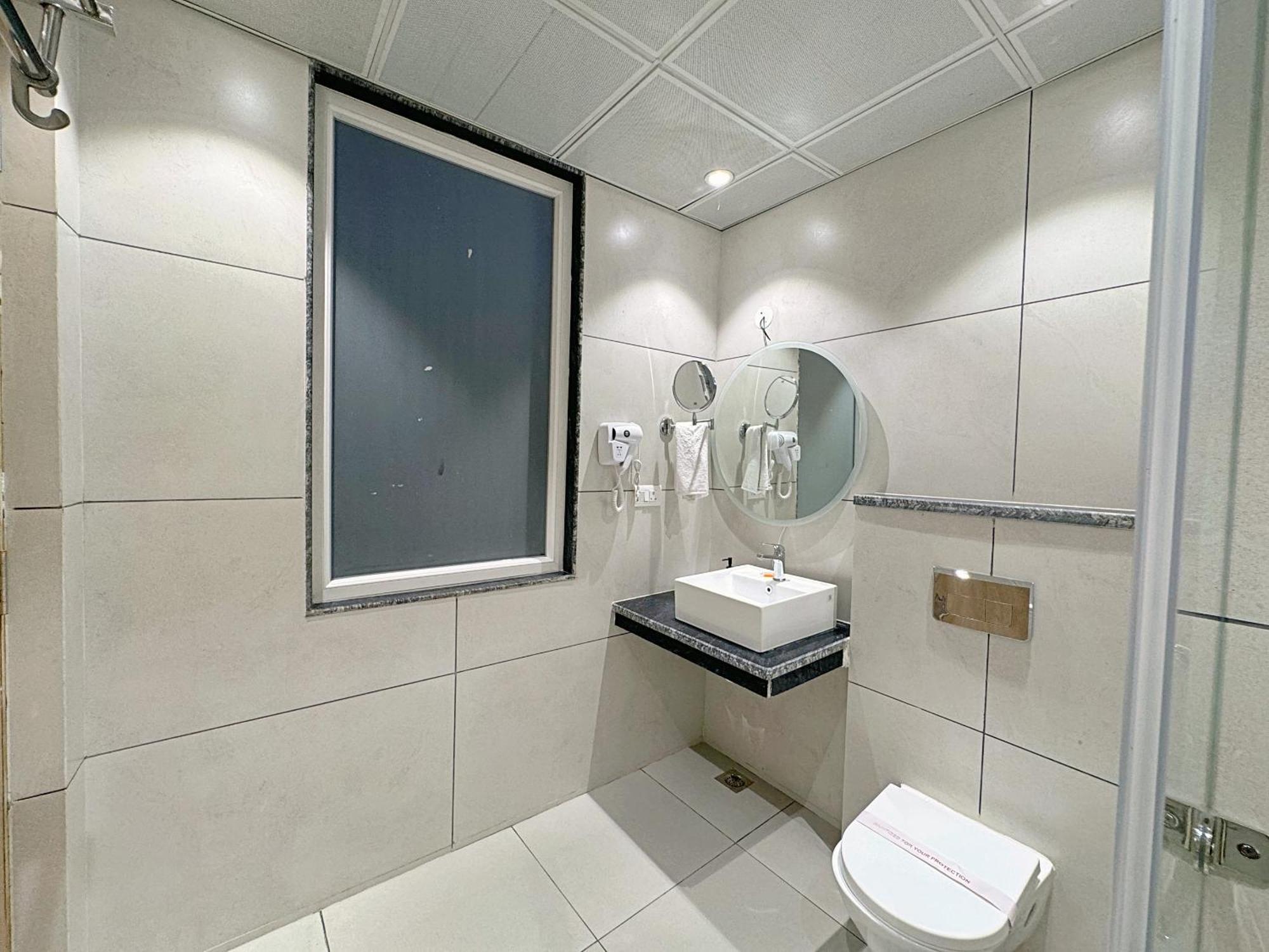 The Orion Elite - Park 3* New Delhi