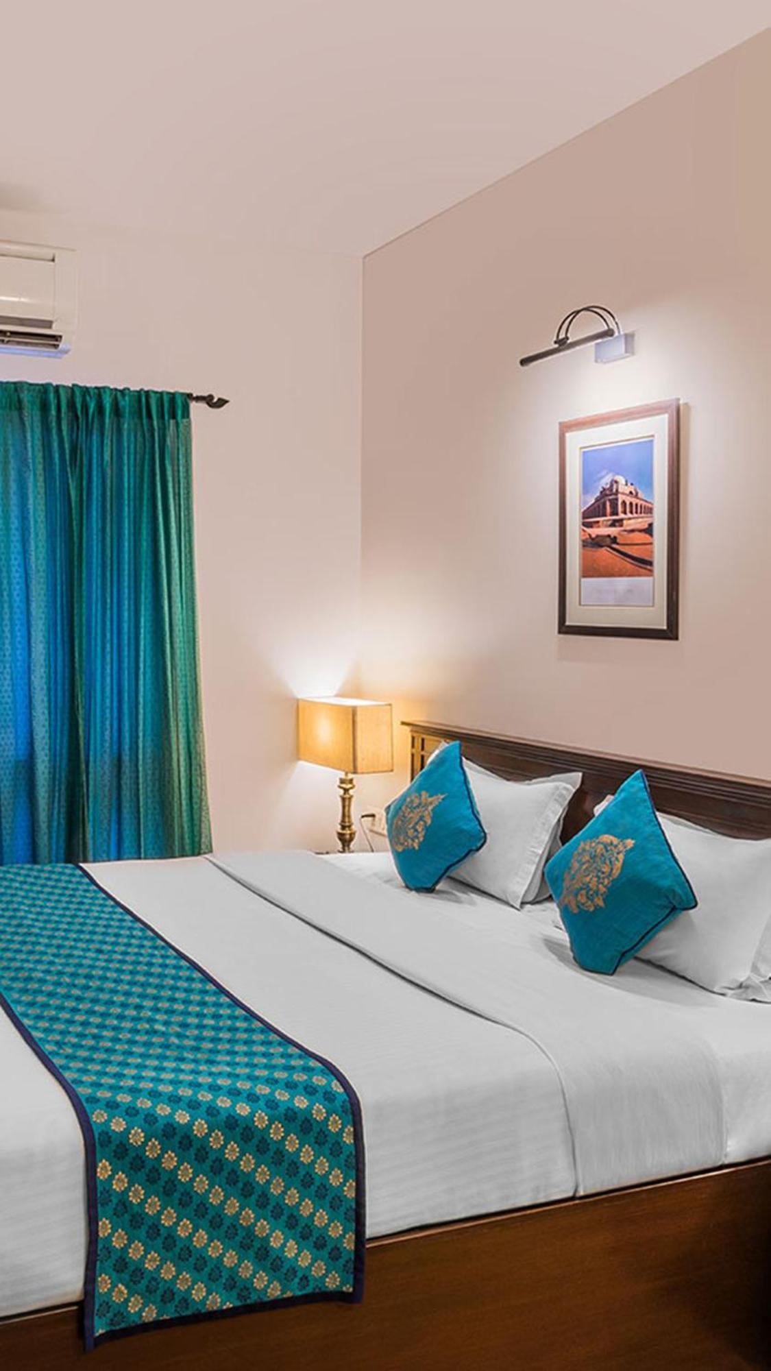 Airport Golden Bliss Near Delhi Airport Hotel New Delhi
