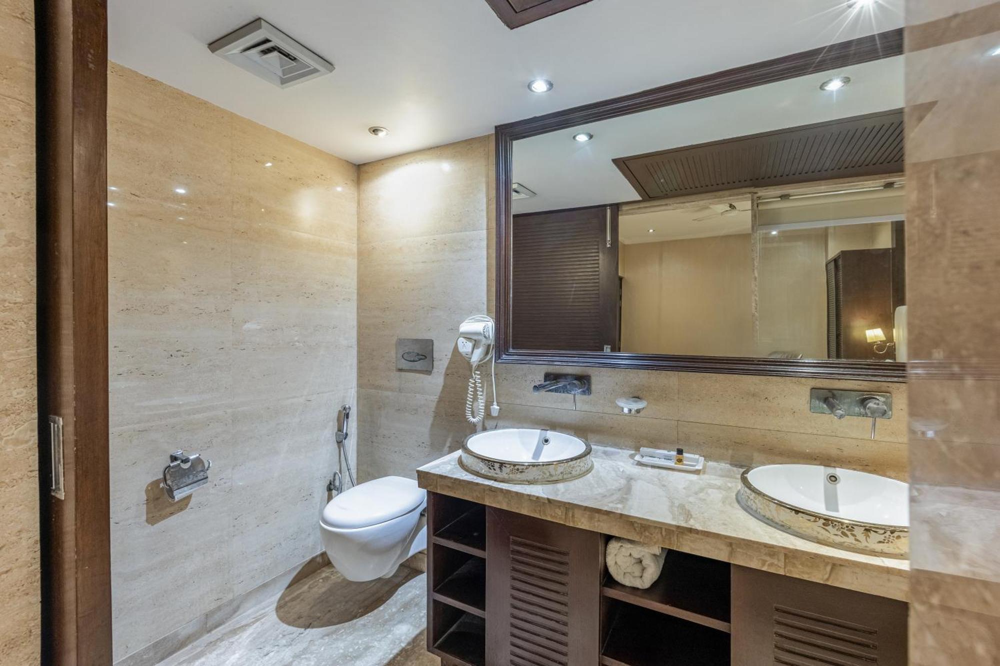 Hotel Alaya Emperor Palms 4*
