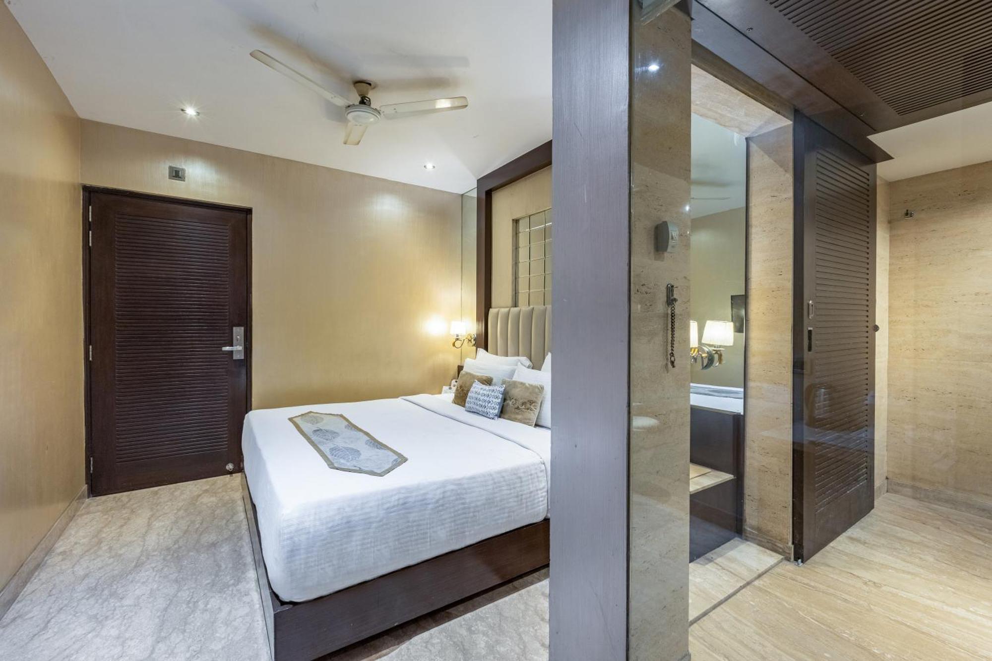 Alaya Emperor Palms Hotel 4*