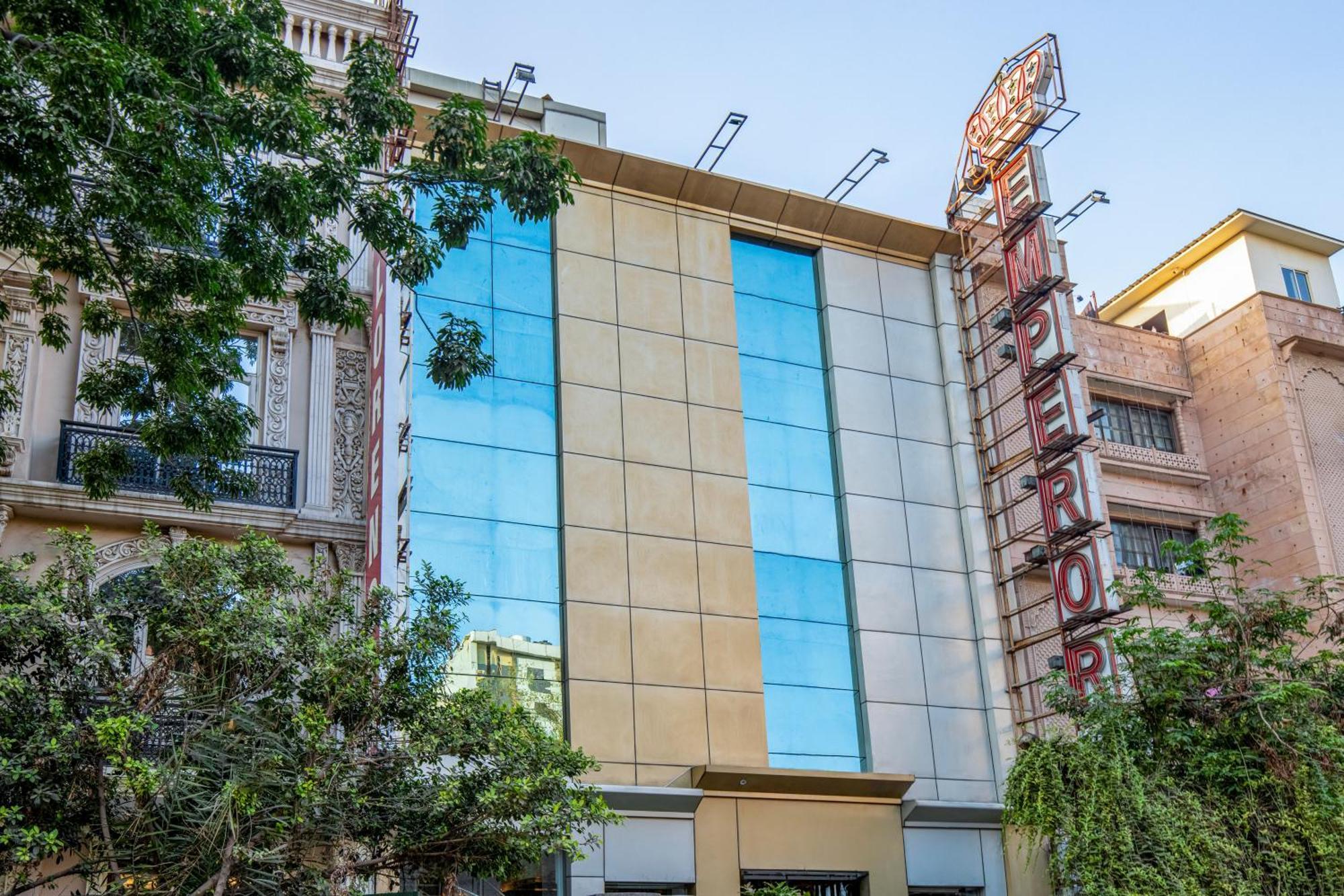Hotel Alaya Emperor Palms 4*