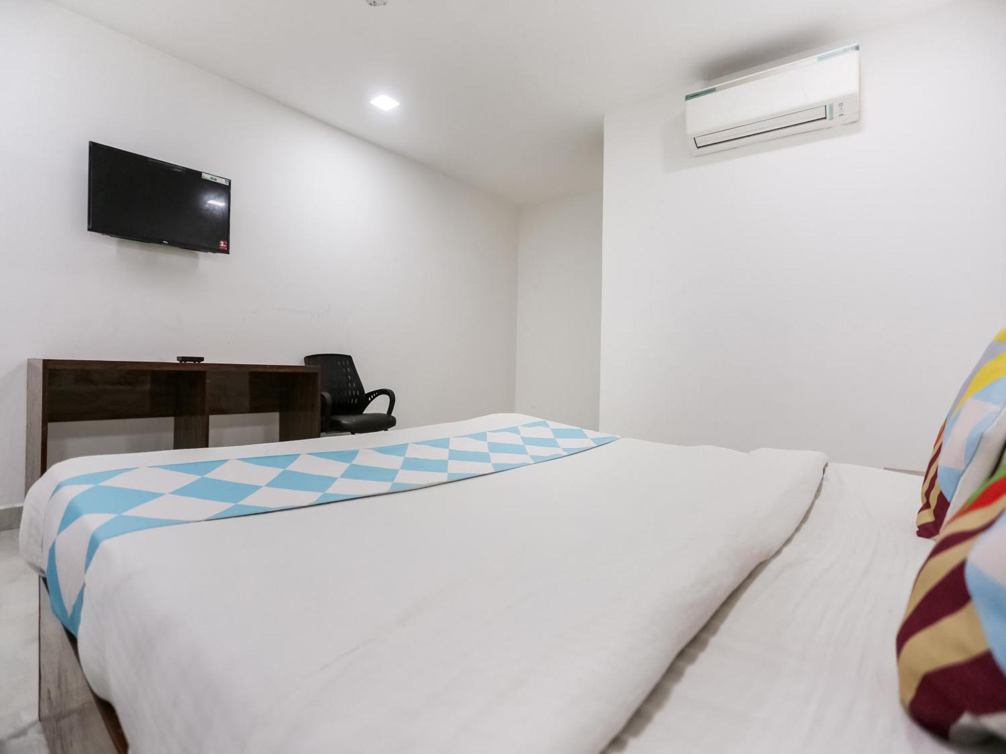 Apartment O Gour Near Lotus Temple *