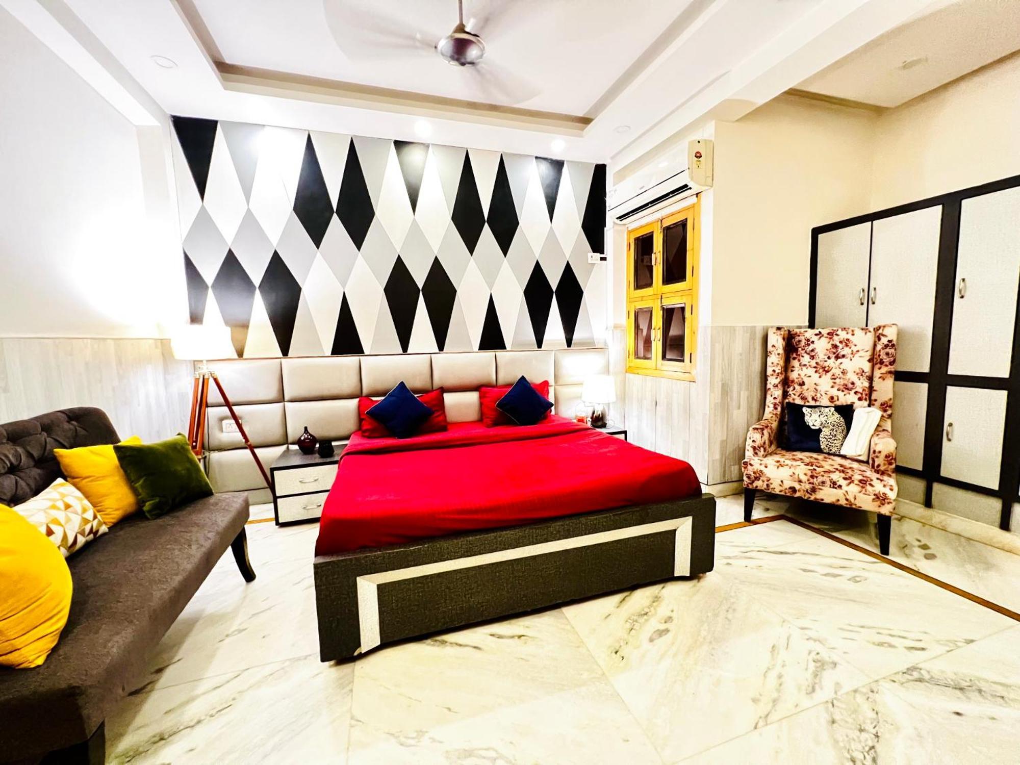 Divine Rajouri Garden 3* New Delhi
