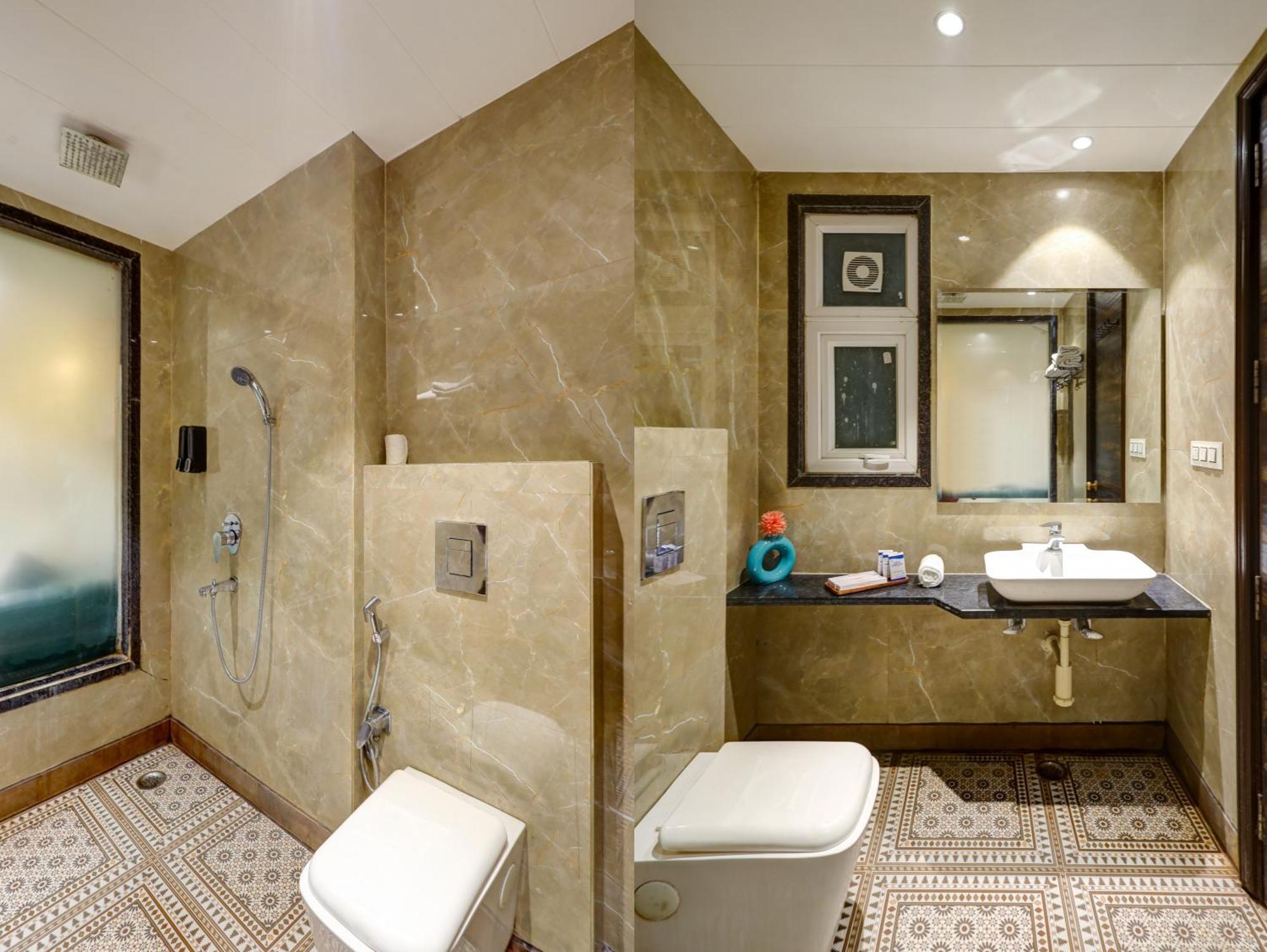 Hotel Oak Plaza - 1 Km From Connaught Place New Delhi