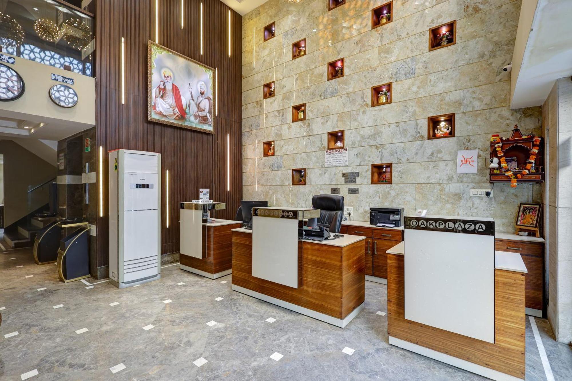 Oak Plaza - 1 Km From Connaught Place 4* New Delhi