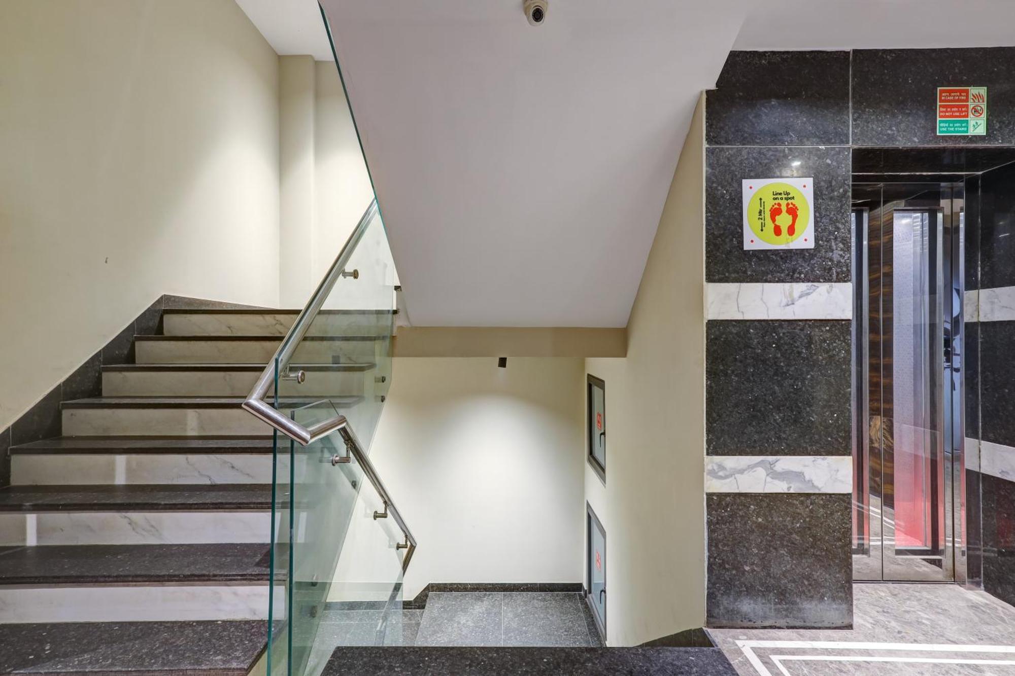 Oak Plaza - 1 Km From Connaught Place 4* New Delhi