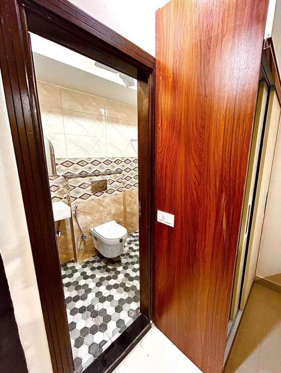 Apartamento Chic To In South Delhi Nova Deli