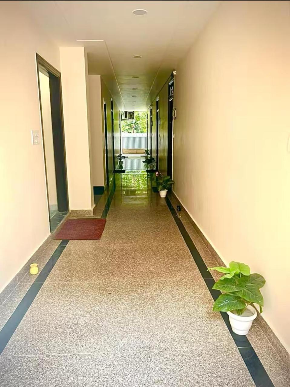 Chic To In South Delhi Apartamento Nova Deli