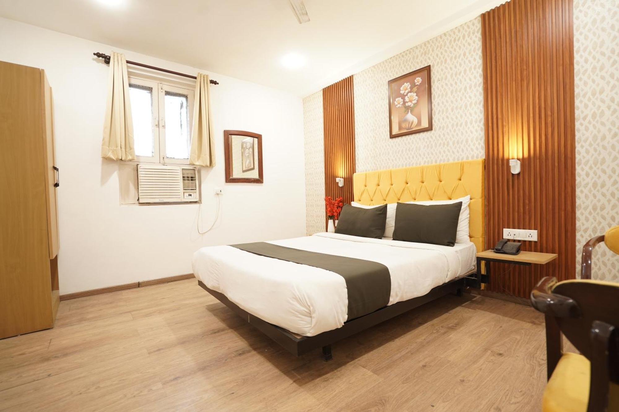 Jageer Palace Mayapuri Hotel