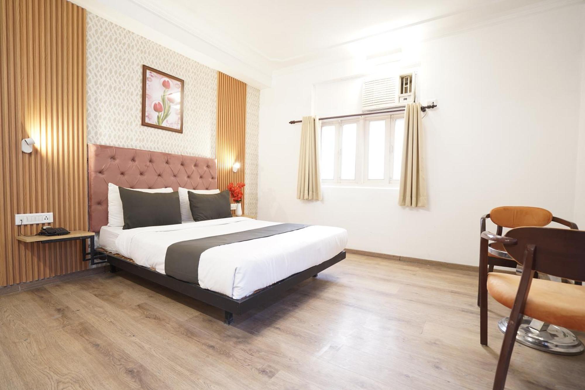 Jageer Palace Mayapuri 3*