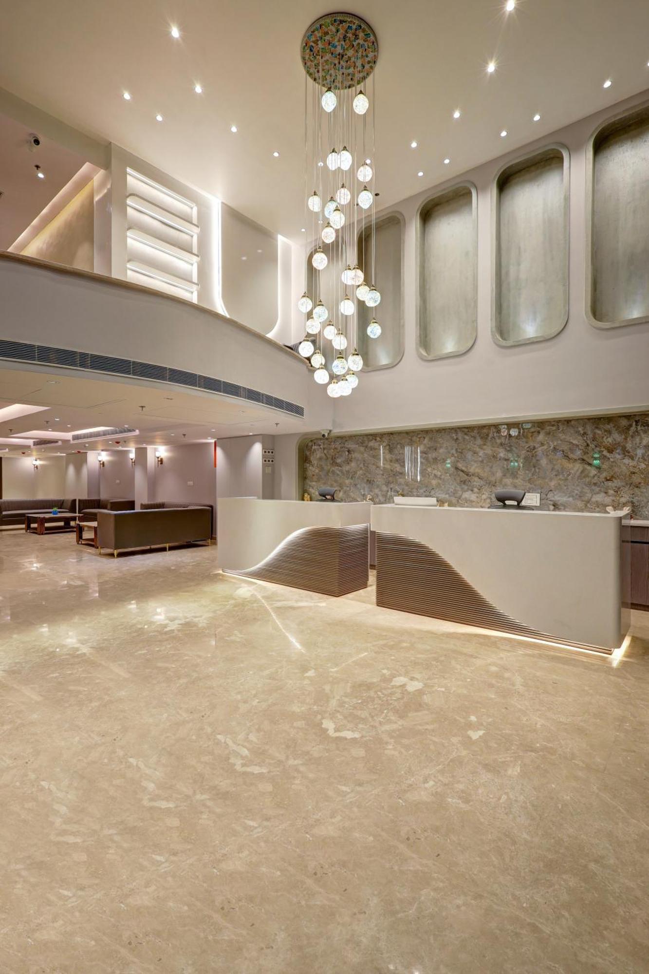 The Viking - Luxury Living Steps Away From New Delhi & Connaught Place New Delhi