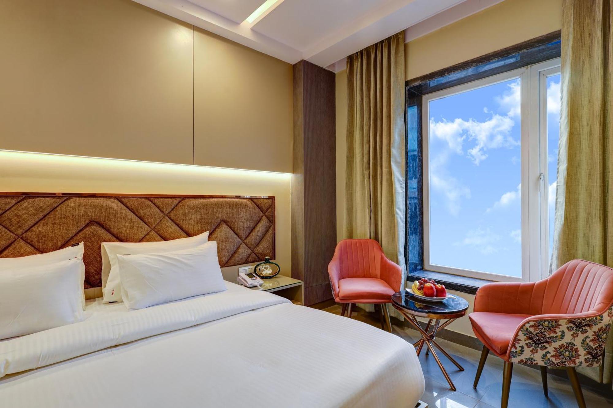The Viking - Luxury Living Steps Away From New Delhi & Connaught Place Hotel 4*