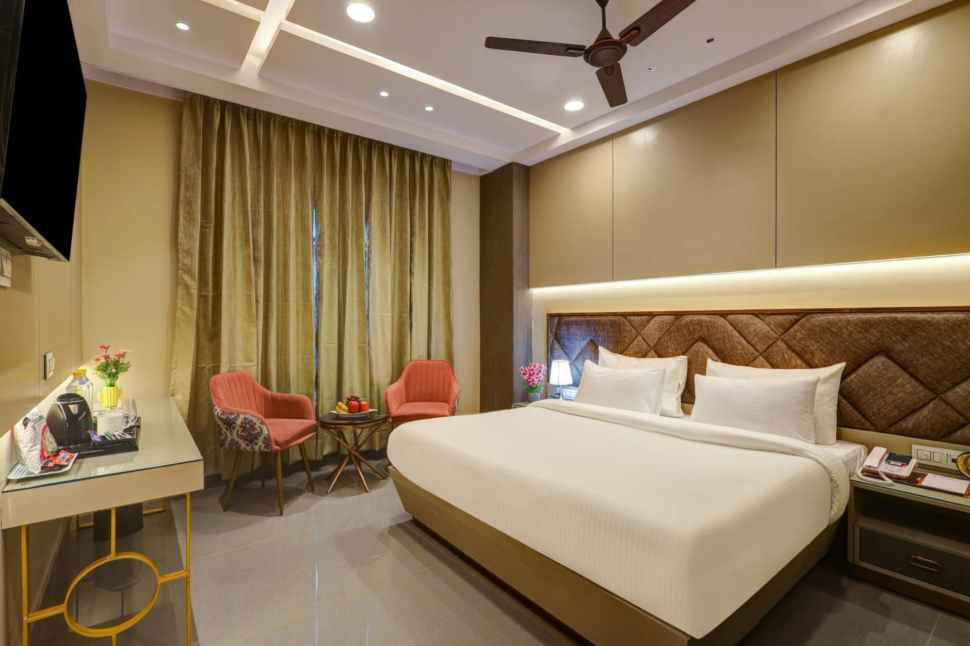 The Viking - Luxury Living Steps Away From New Delhi & Connaught Place Hotel New Delhi