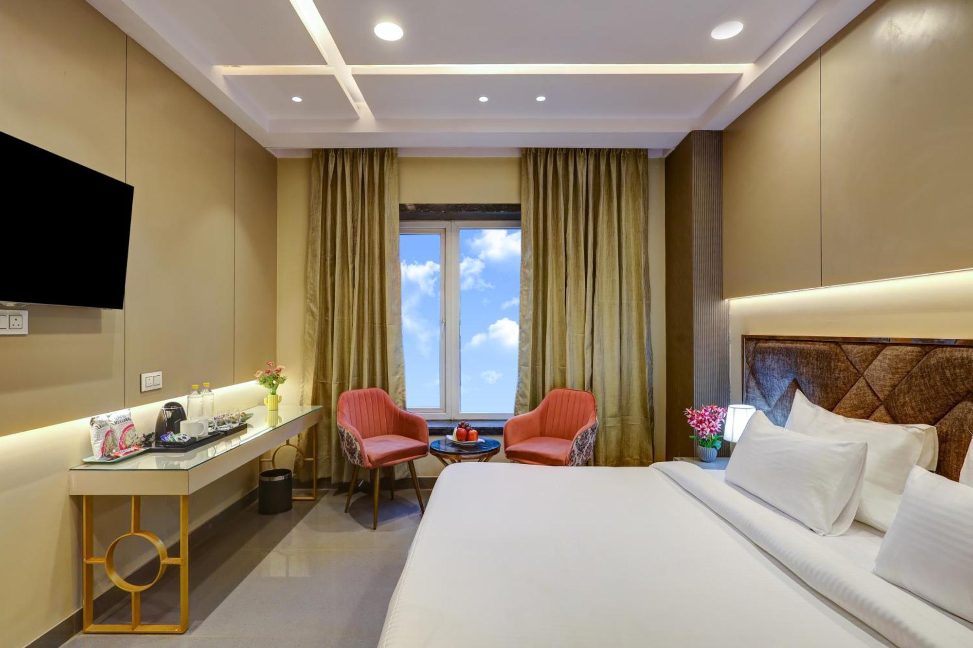 Hotel The Viking - Luxury Living Steps Away From New Delhi & Connaught Place New Delhi