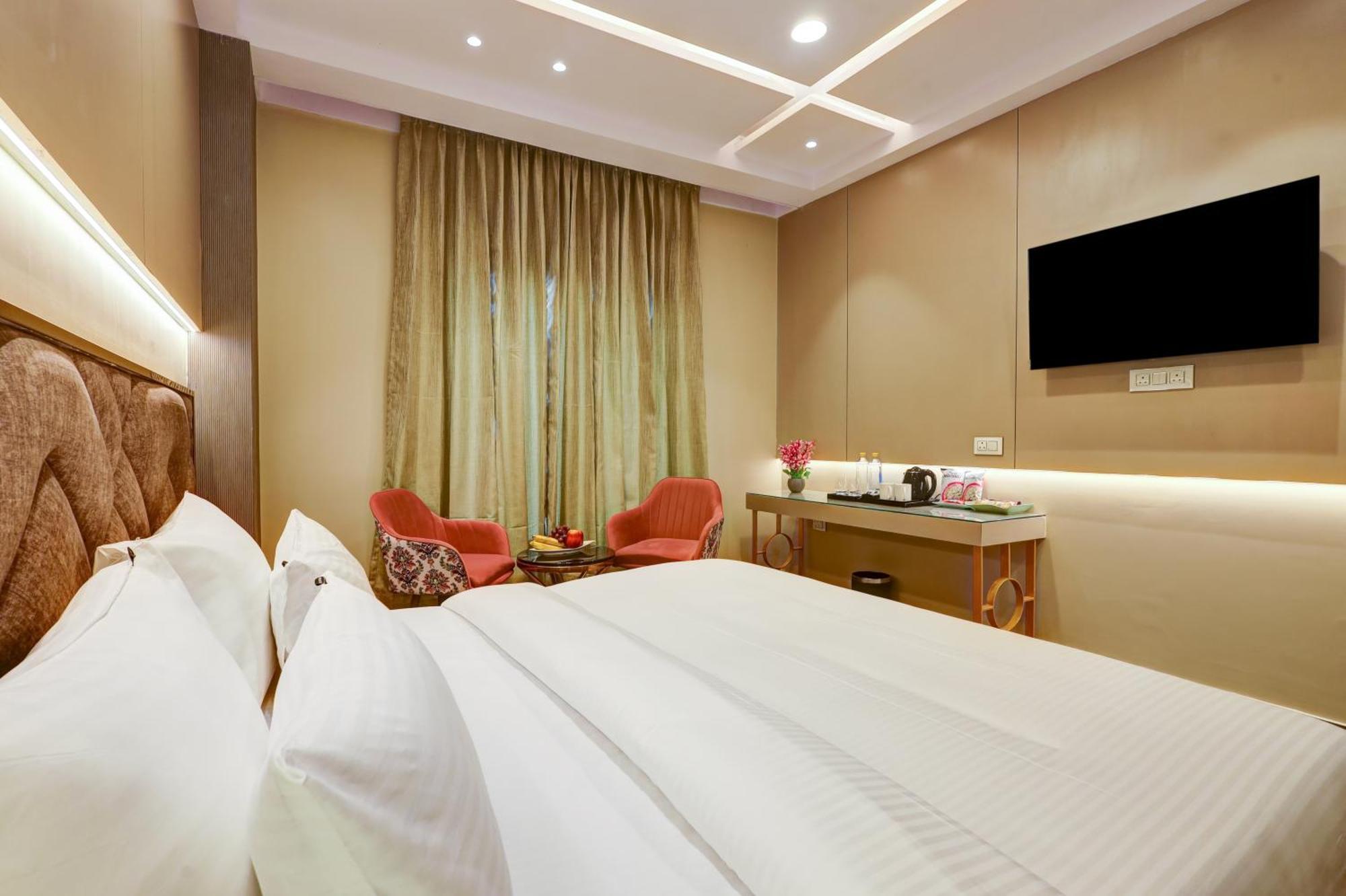 Hotel The Viking - Luxury Living Steps Away From New Delhi & Connaught Place New Delhi