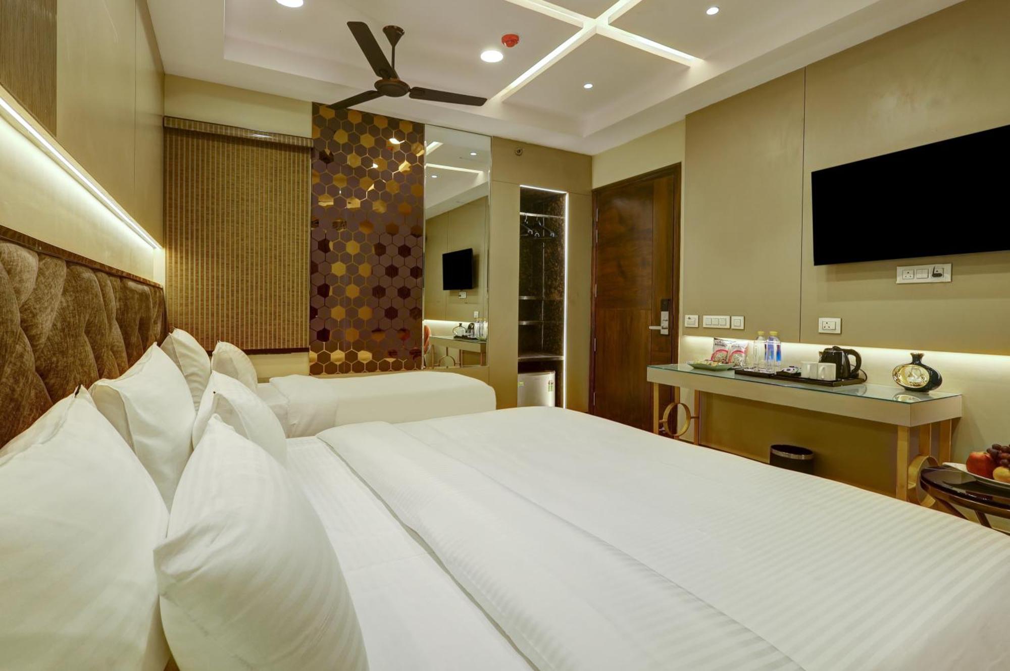 The Viking - Luxury Living Steps Away From New Delhi & Connaught Place