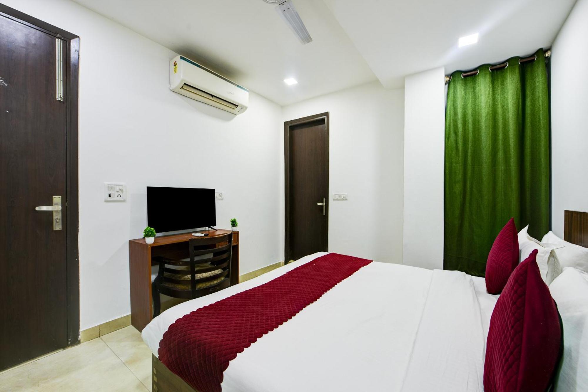 Prime Royalty Malviya Nagar Hotel 3*