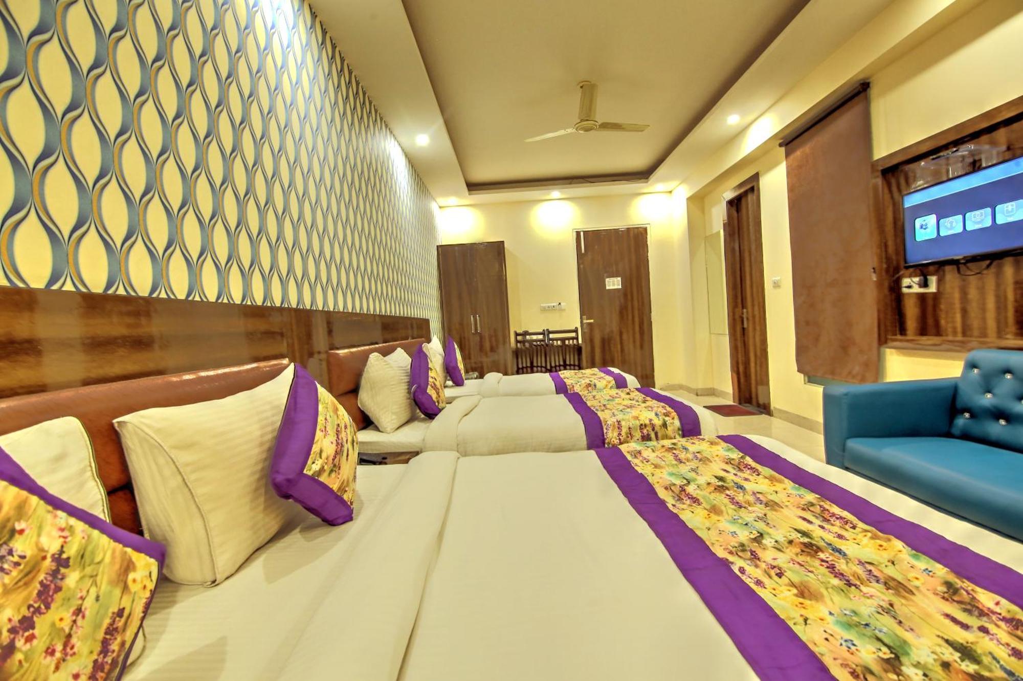 Smart Plaza Hotel-at Airport