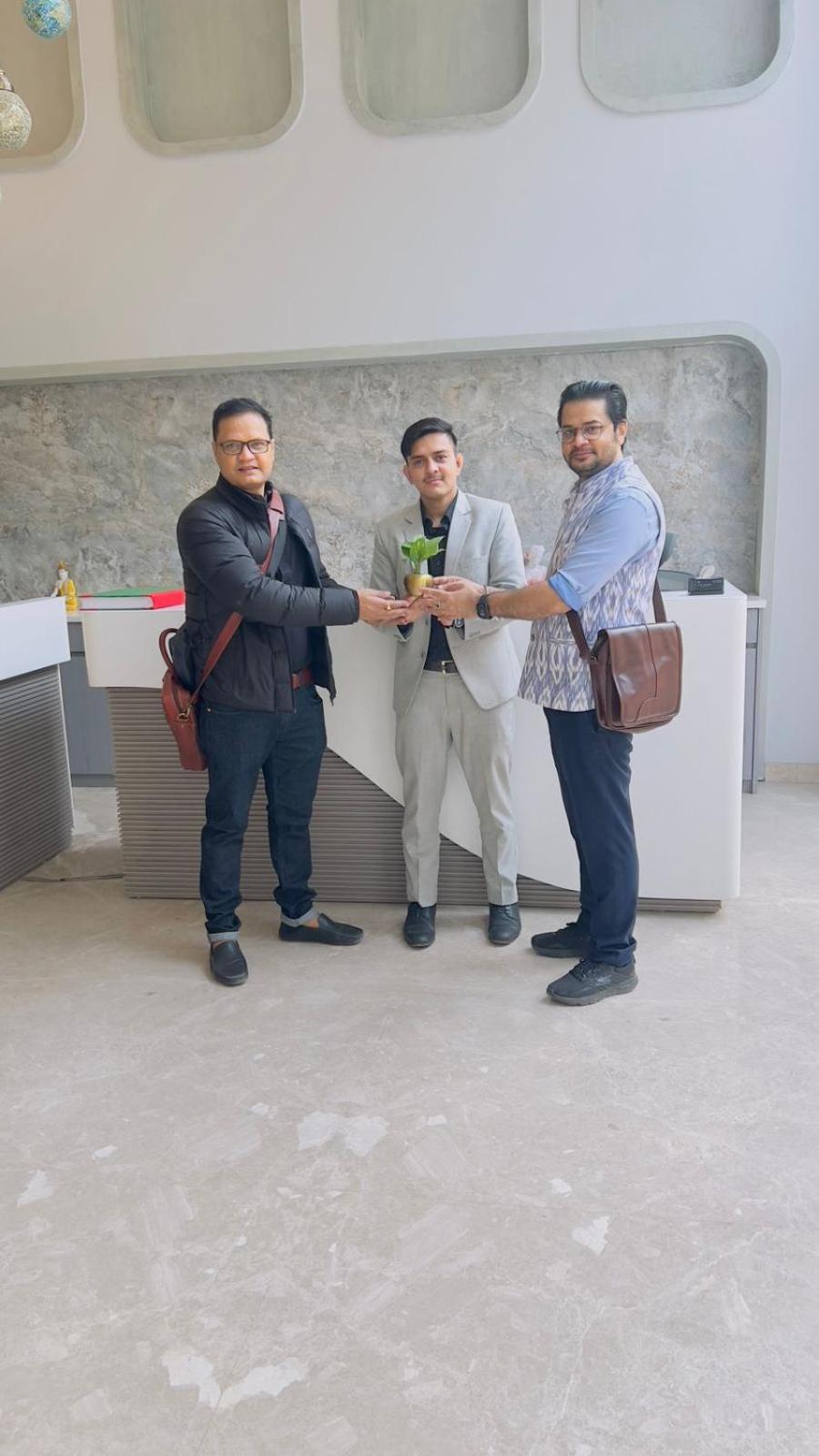 Hotel The Viking - Luxury Living Steps Away From New Delhi & Connaught Place