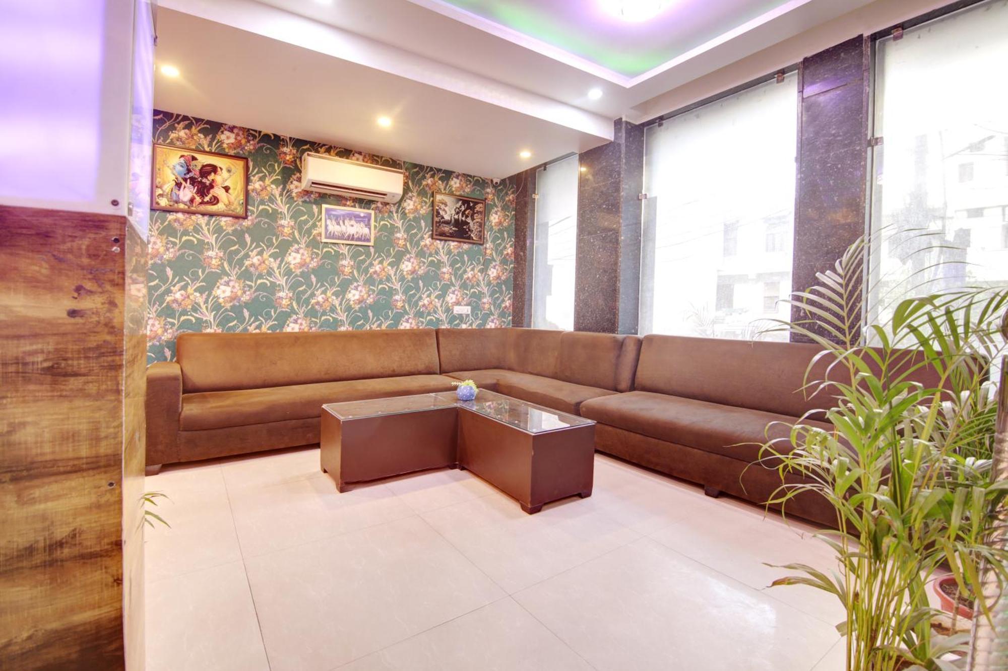 Smart Plaza Hotel-at Airport New Delhi