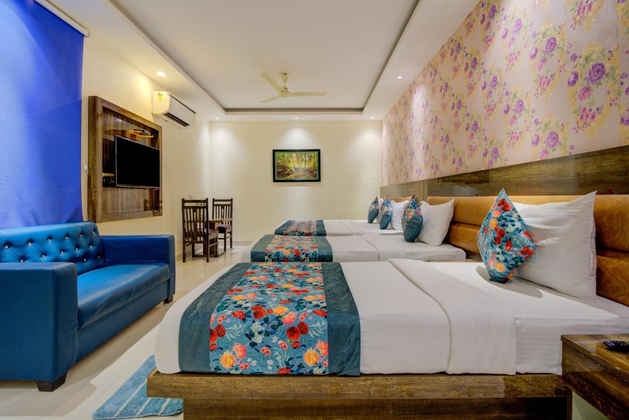 Smart Plaza Hotel-at Airport