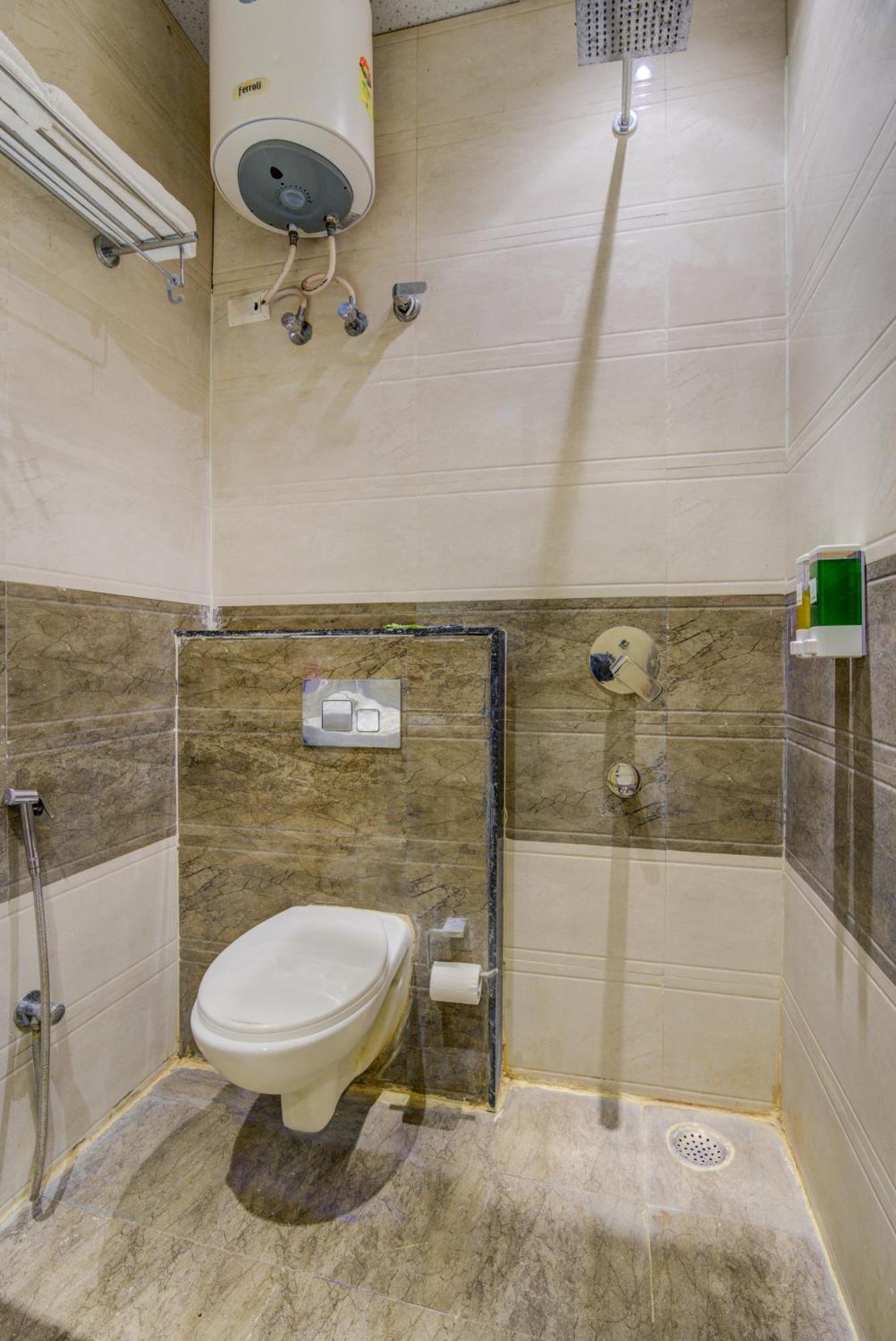 Smart Plaza Hotel-at Airport Hotel