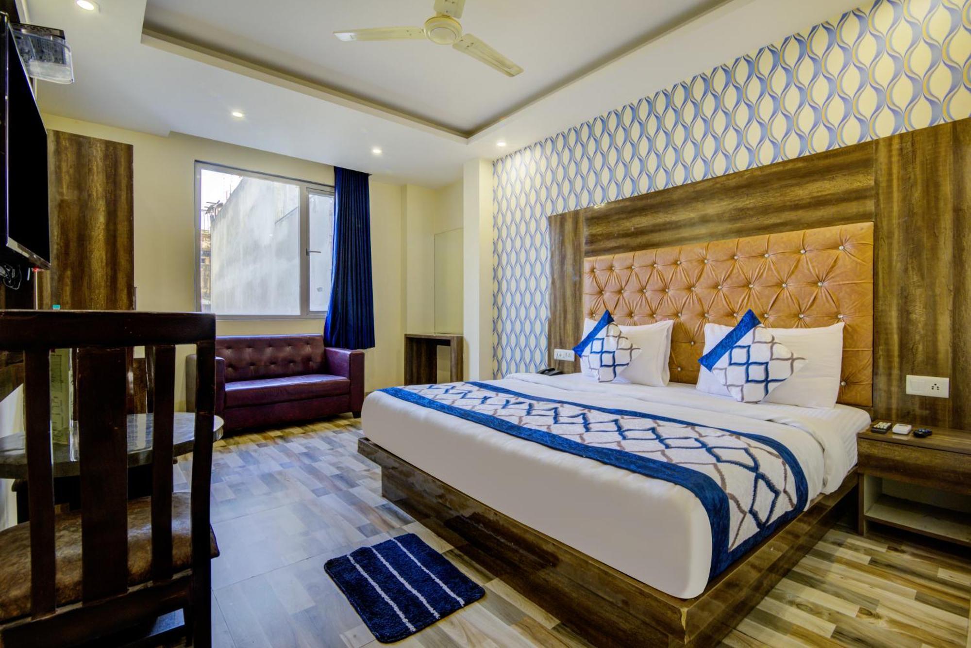 Hotel Smart Plaza Hotel-at Airport New Delhi