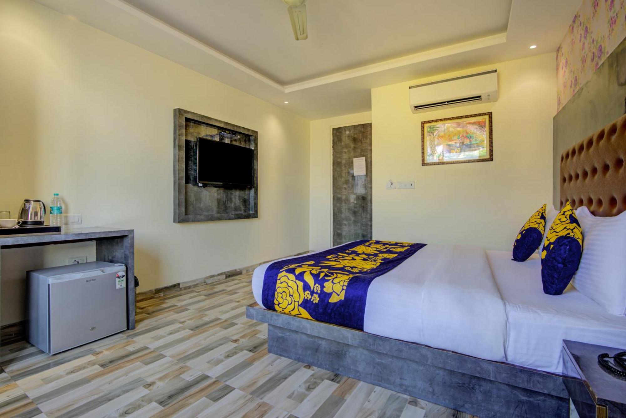 Hotel Smart Plaza Hotel-at Airport 3*