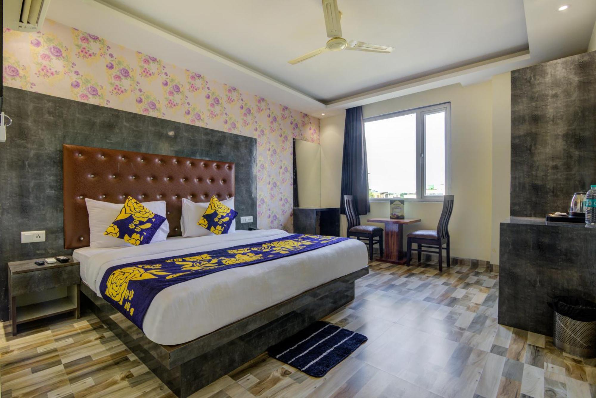 Smart Plaza Hotel-at Airport