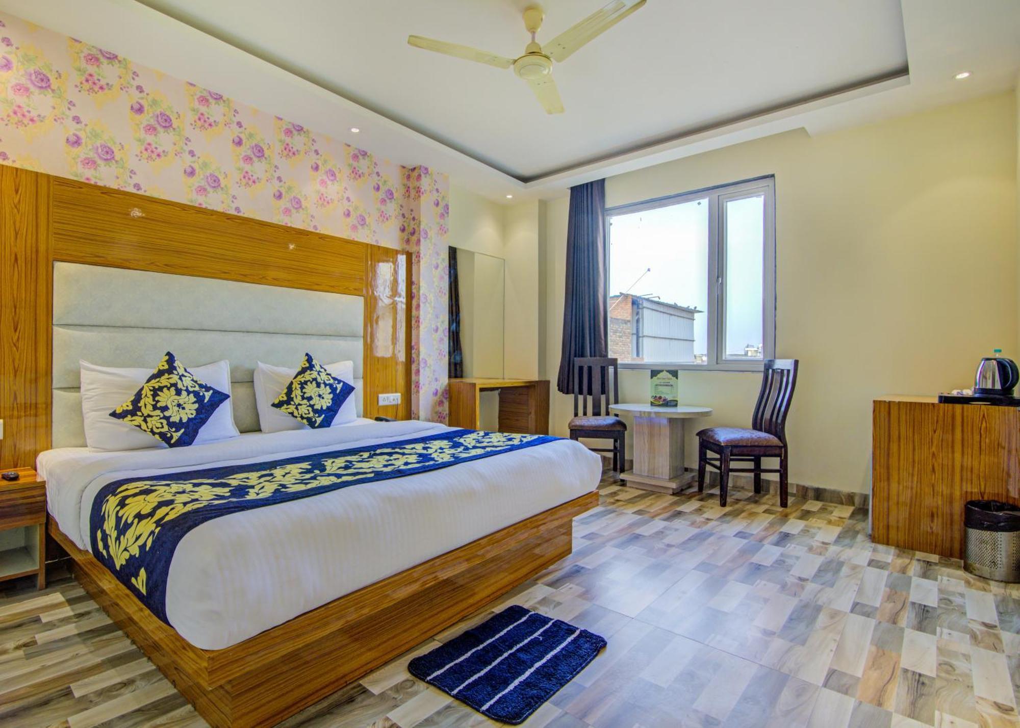 Hotel Smart Plaza Hotel-at Airport 3*
