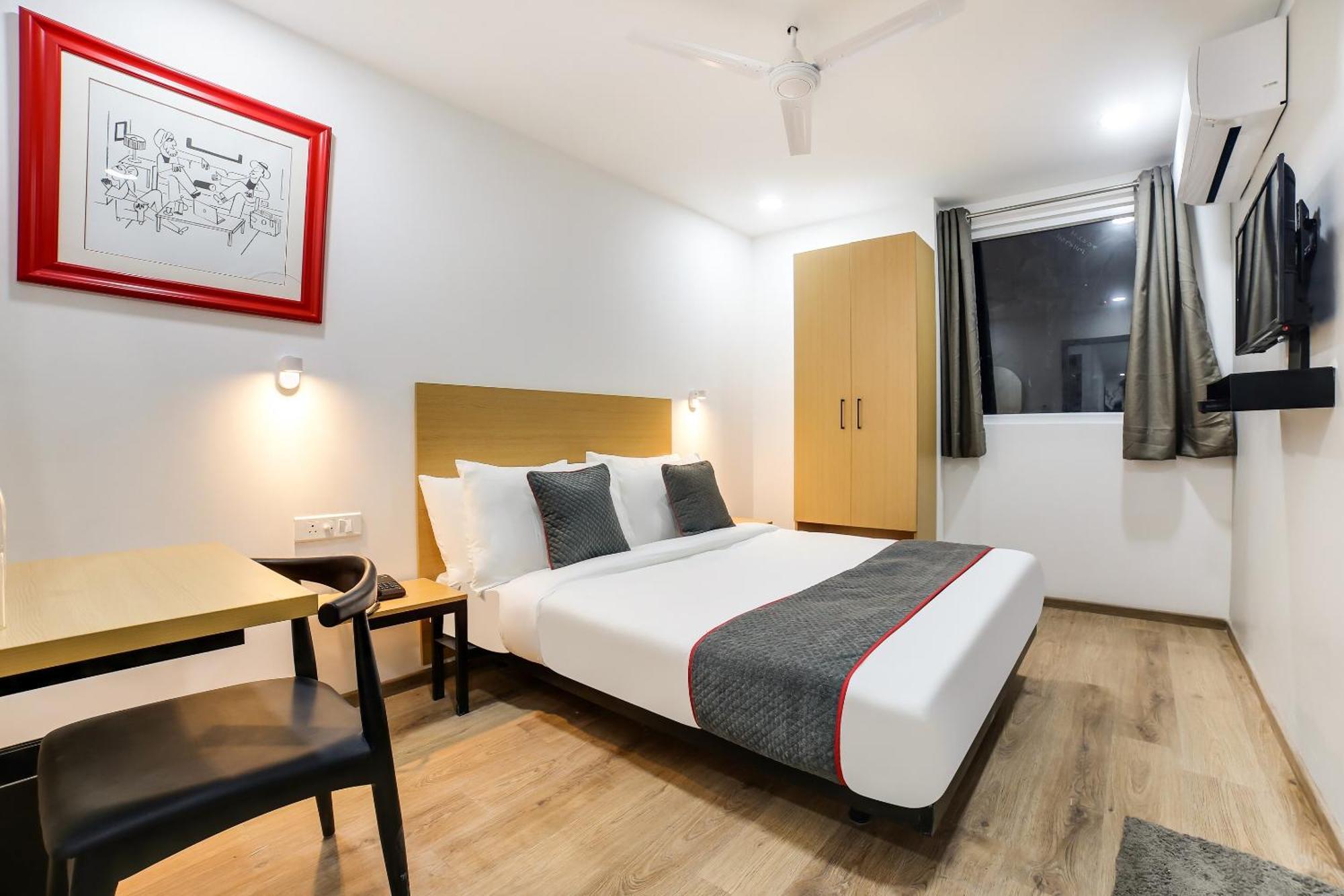 Super Townhouse Shahdara Near Yamuna Sports Complex 4* New Delhi