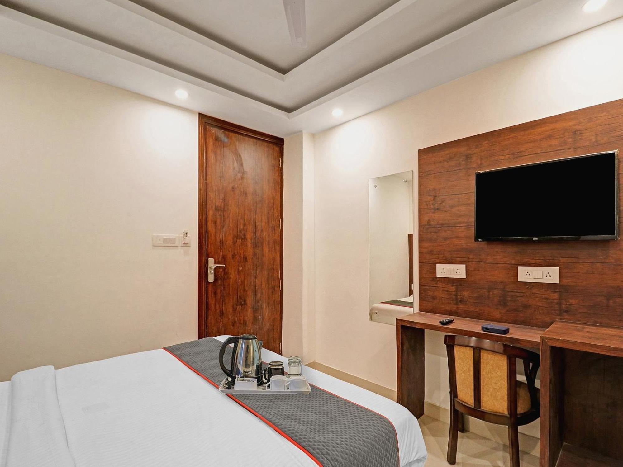 Townhouse Tark Hotel