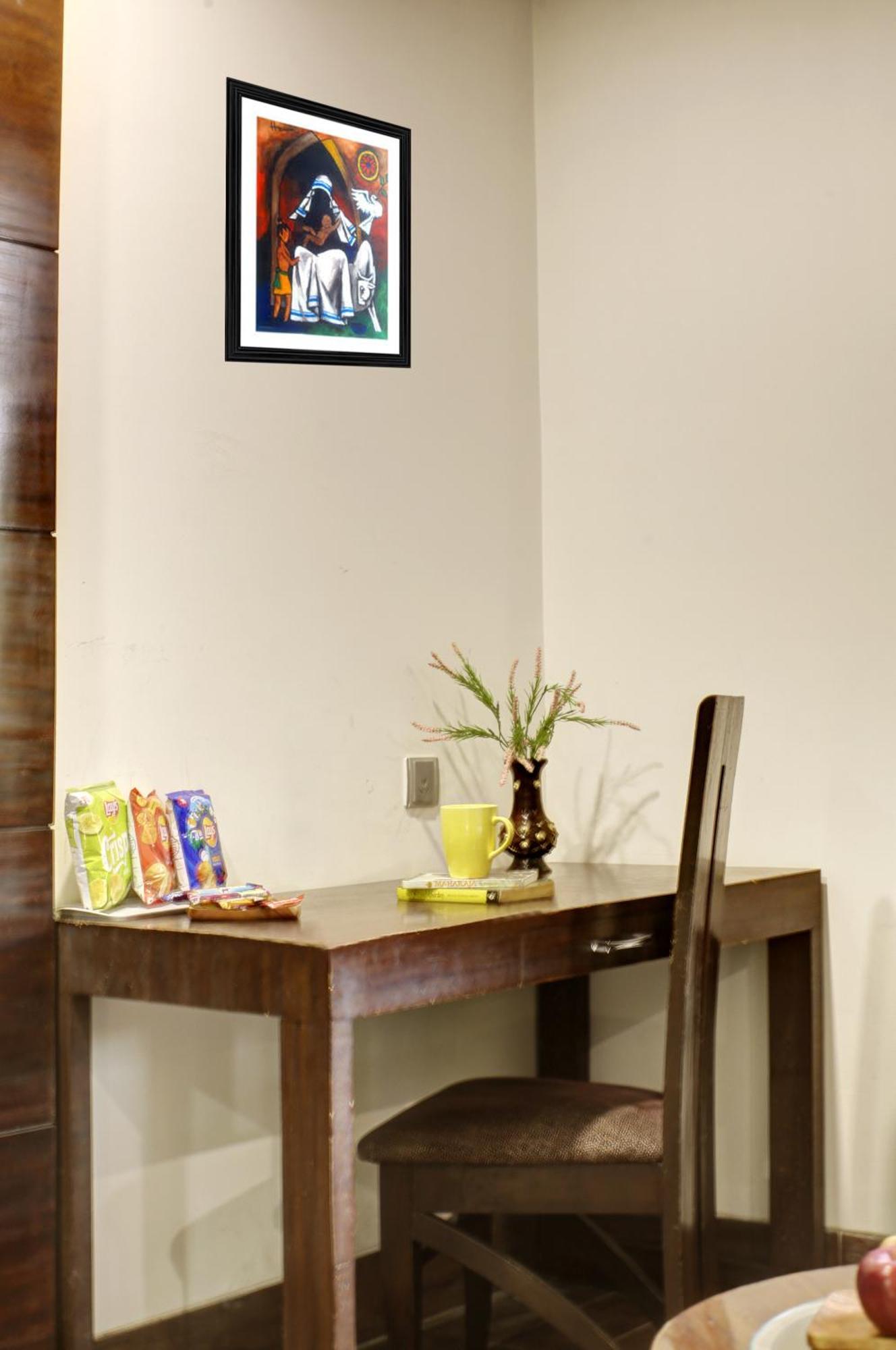 Hotel Hotel Good Times Near Ganga Ram Hospital And Karol Bagh Metro 3*