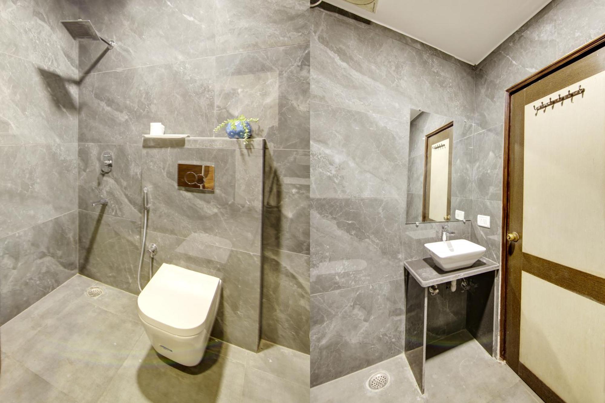 Hotel Good Times Near Ganga Ram Hospital And Karol Bagh Metro Delhi (National Capital Territory of India)